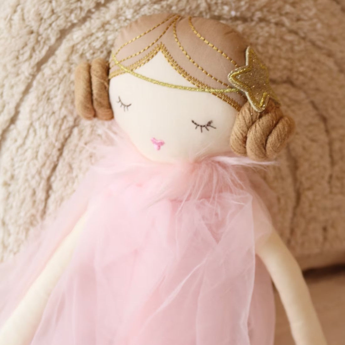 Ballerina Puppe Kuscheltier mit Dutt Die Kuschelecke