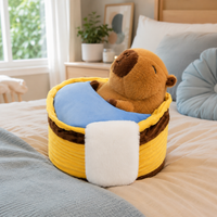 Capybara Plüschtier beim Baden Die Kuschelecke