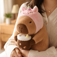 Capybara Plüschtier mit Einhornhut Die Kuschelecke