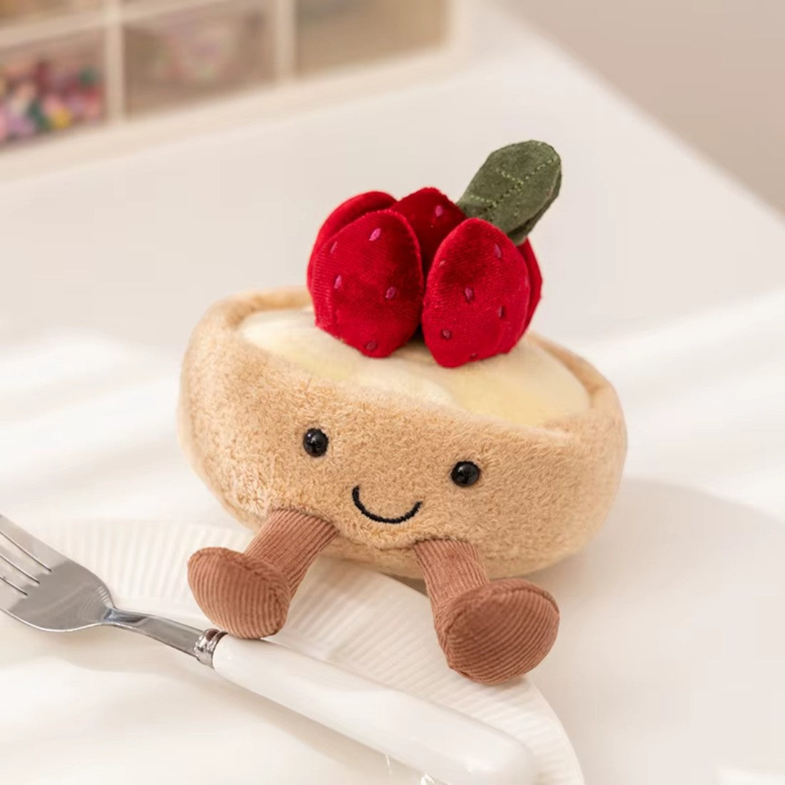 Erdbeer-Törtchen kawaii Kuscheltier süß Die Kuschelecke