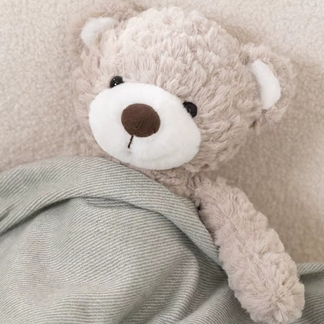 Gemütlicher Bär Kuscheltier weich Die Kuschelecke