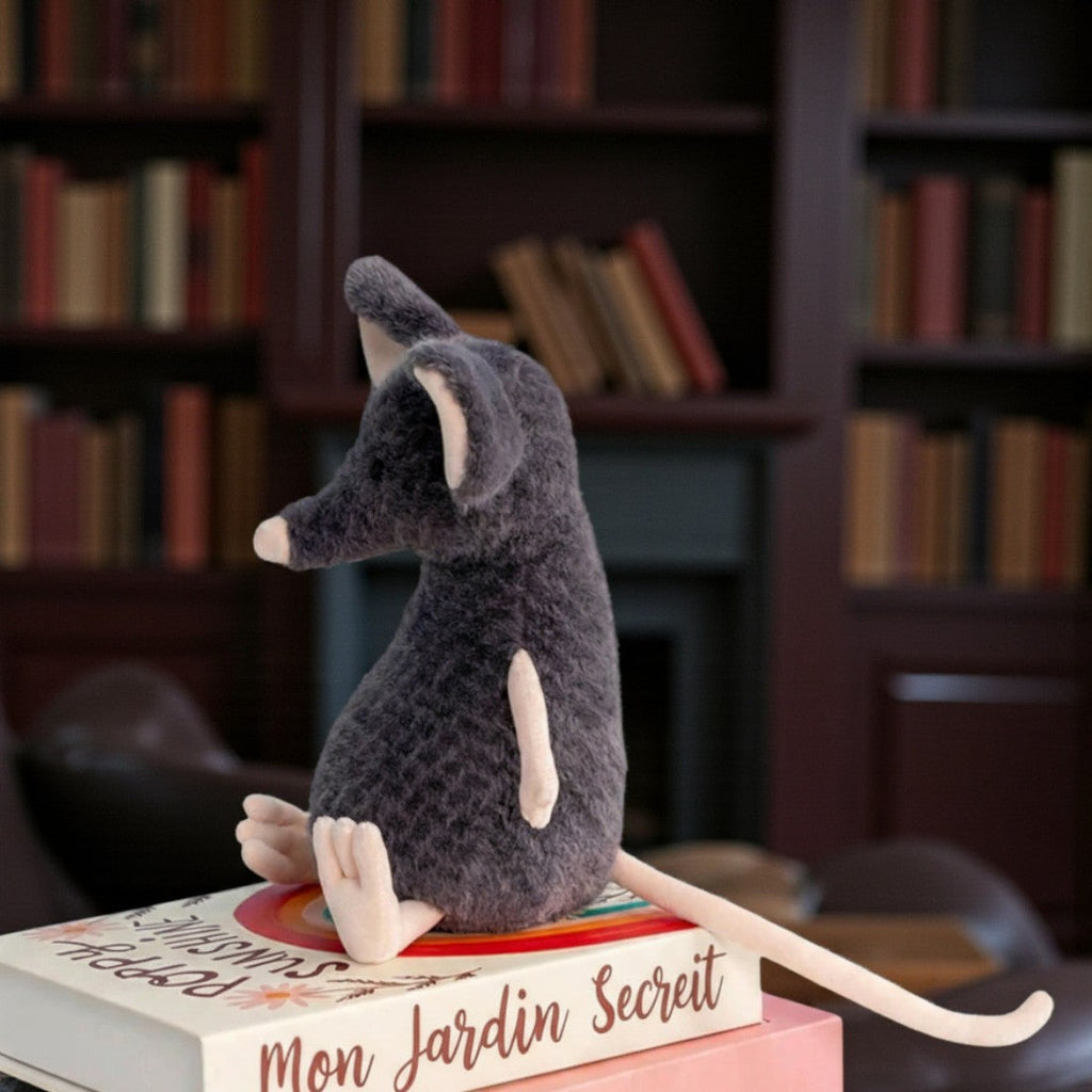 Graue Maus Kuscheltier Abenteuer weich Die Kuschelecke