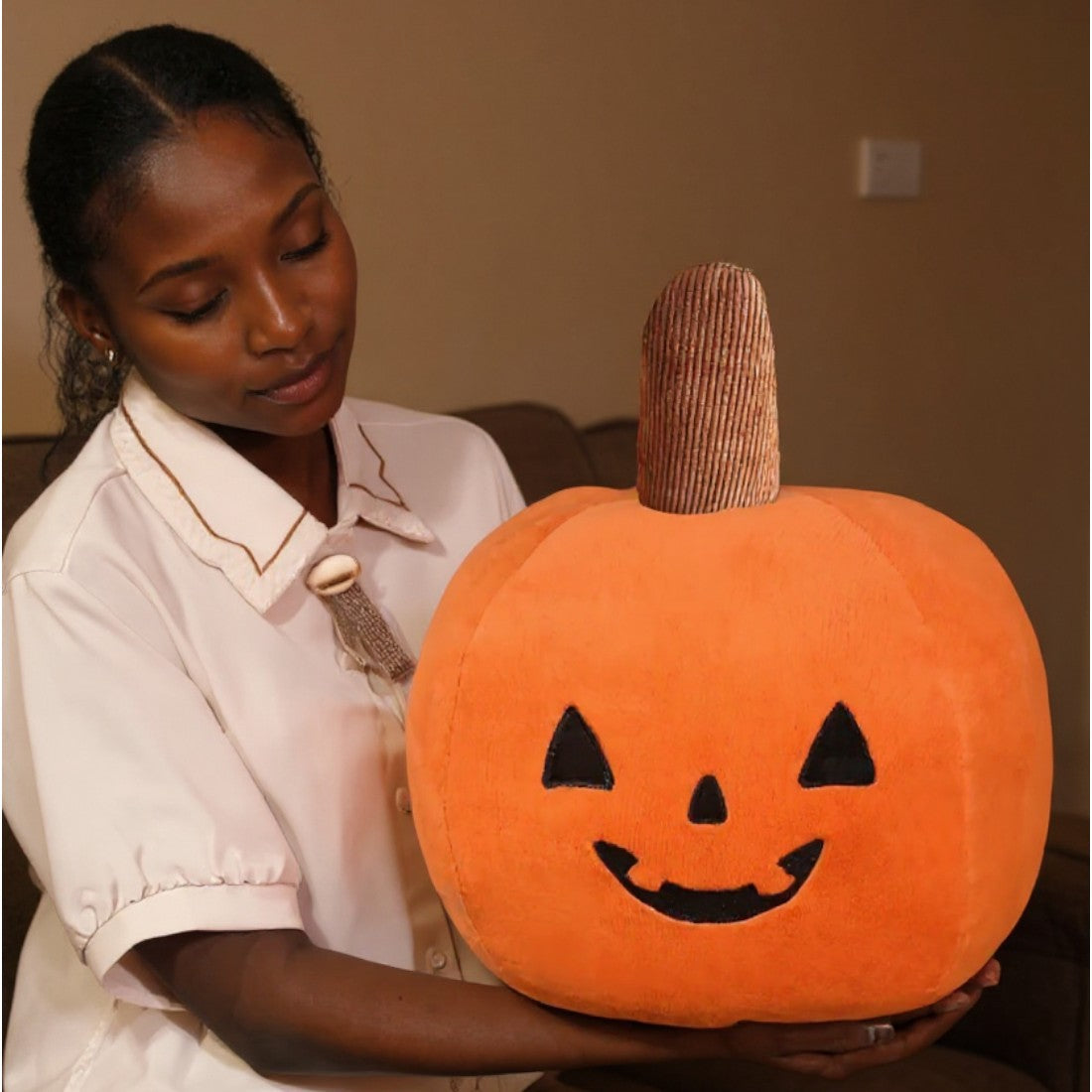 Halloween Kürbis Kuscheltier weich Die Kuschelecke