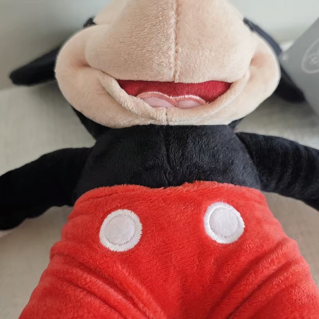 Ikonisches Micky Maus Disney Kuscheltier Die Kuschelecke