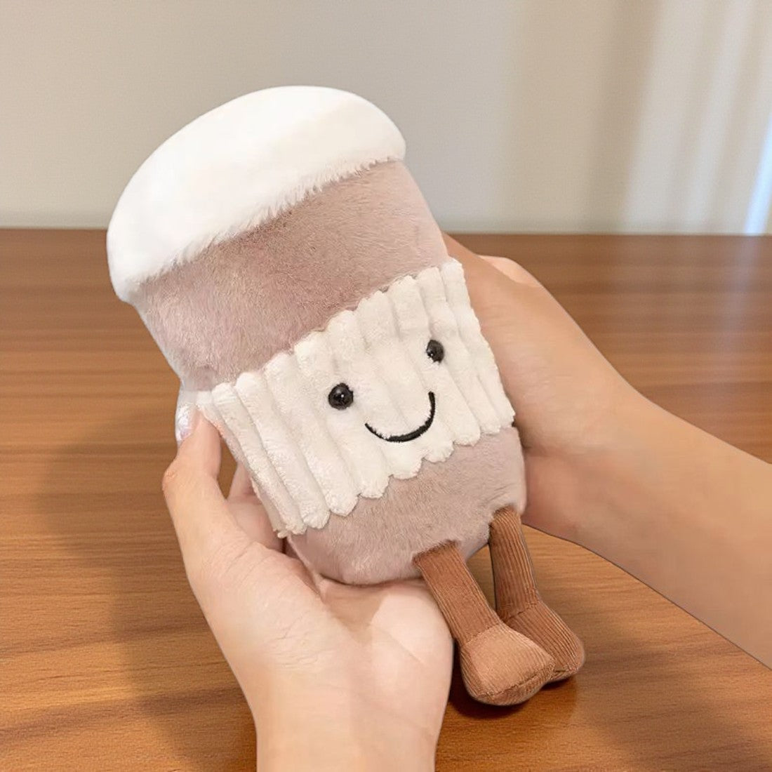 Tasse Latte kawaii Kuscheltier Tea Time Die Kuschelecke